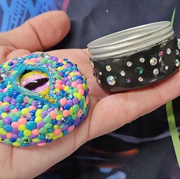 Dragon Eye Container - Picture 2 of 2